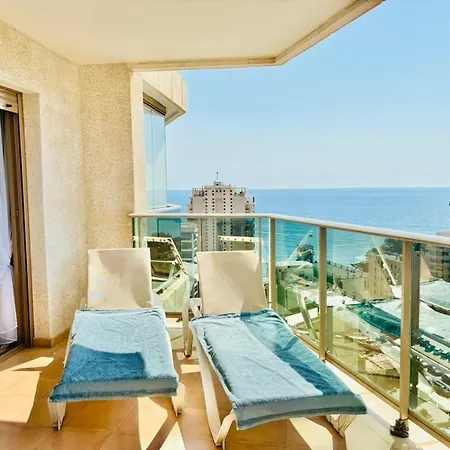Sunny Beautiful Sea View, Large Sunny Terrace *